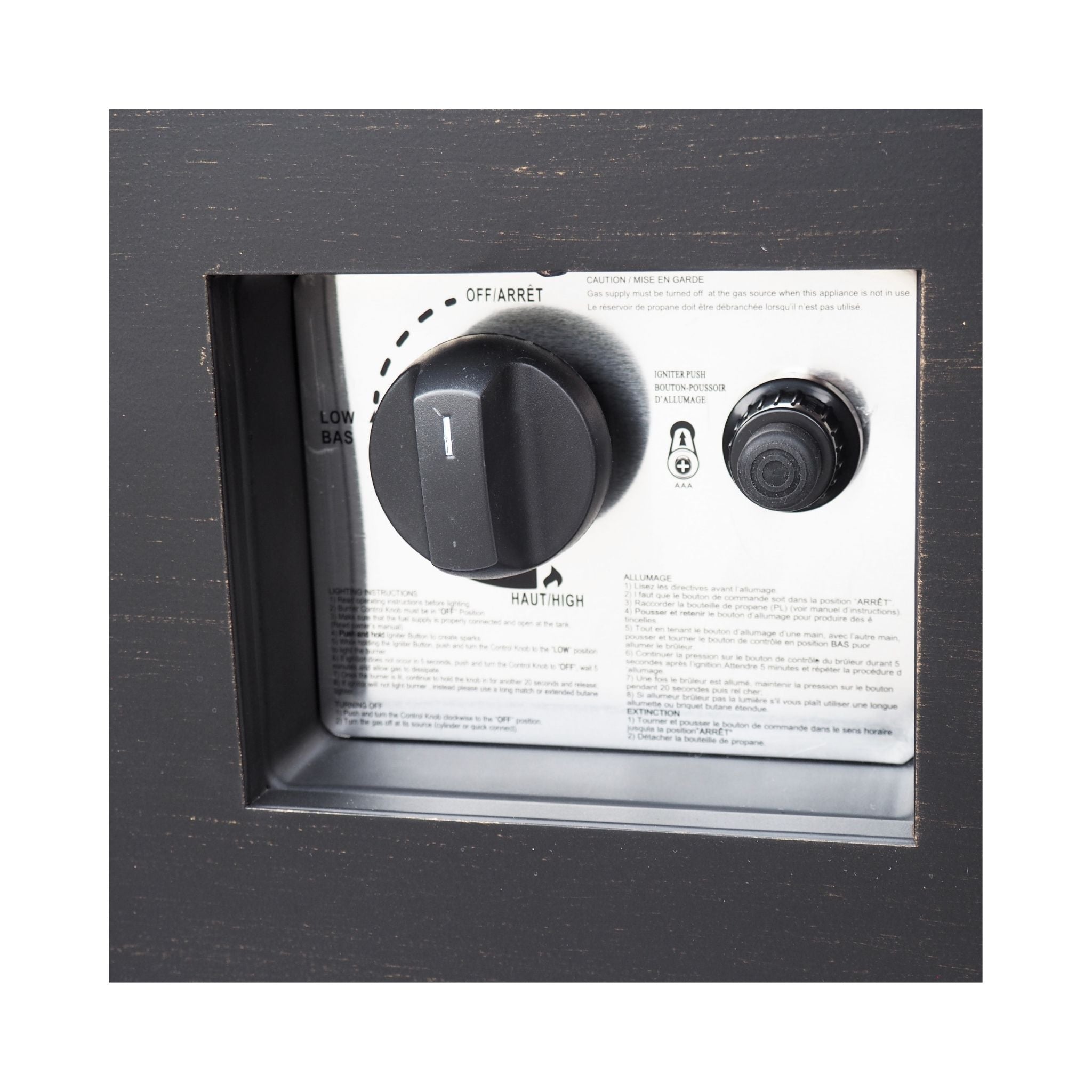 Alora 40-Inch 50K BTU Modern Outdoor Square Iron Backyard Patio Fire Pit (SAK31635)