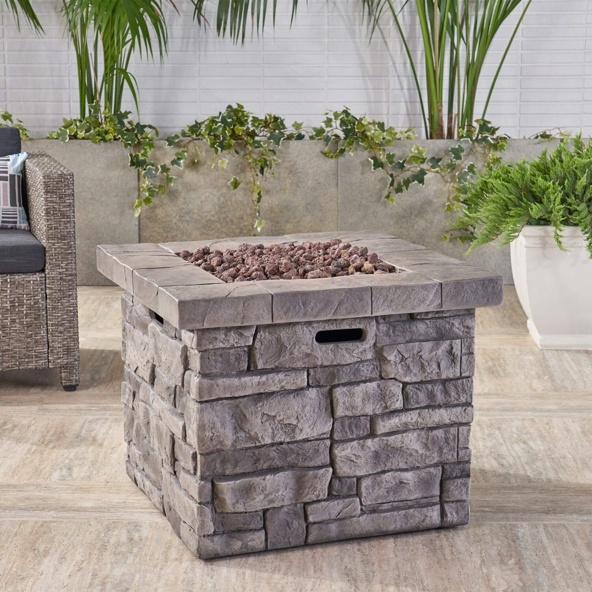 Alora 30-Inch Modern Outdoor 40K BTU Steel Frame Propane Fire Table With Lava Rocks (SAK12756)