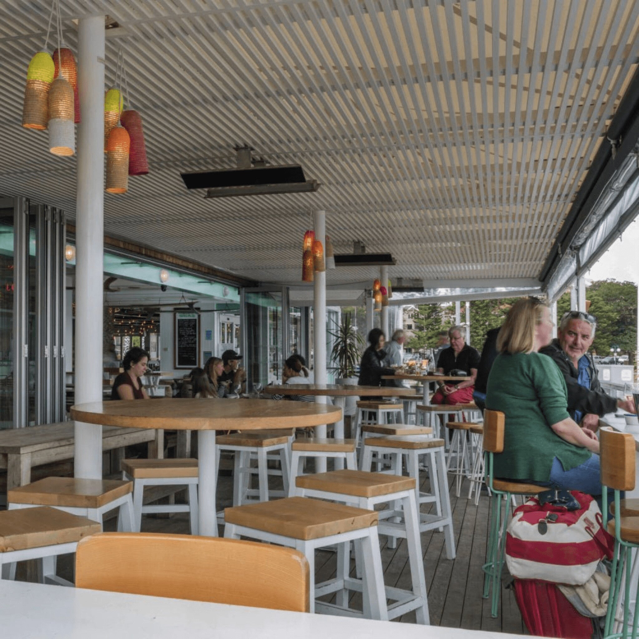 Bromic Heating Platinum Smart-Heat™ Series II 33-Inch 7,900 BTU 240V Electric Patio Heater, 2300W [BH0320003] (SAK42615)