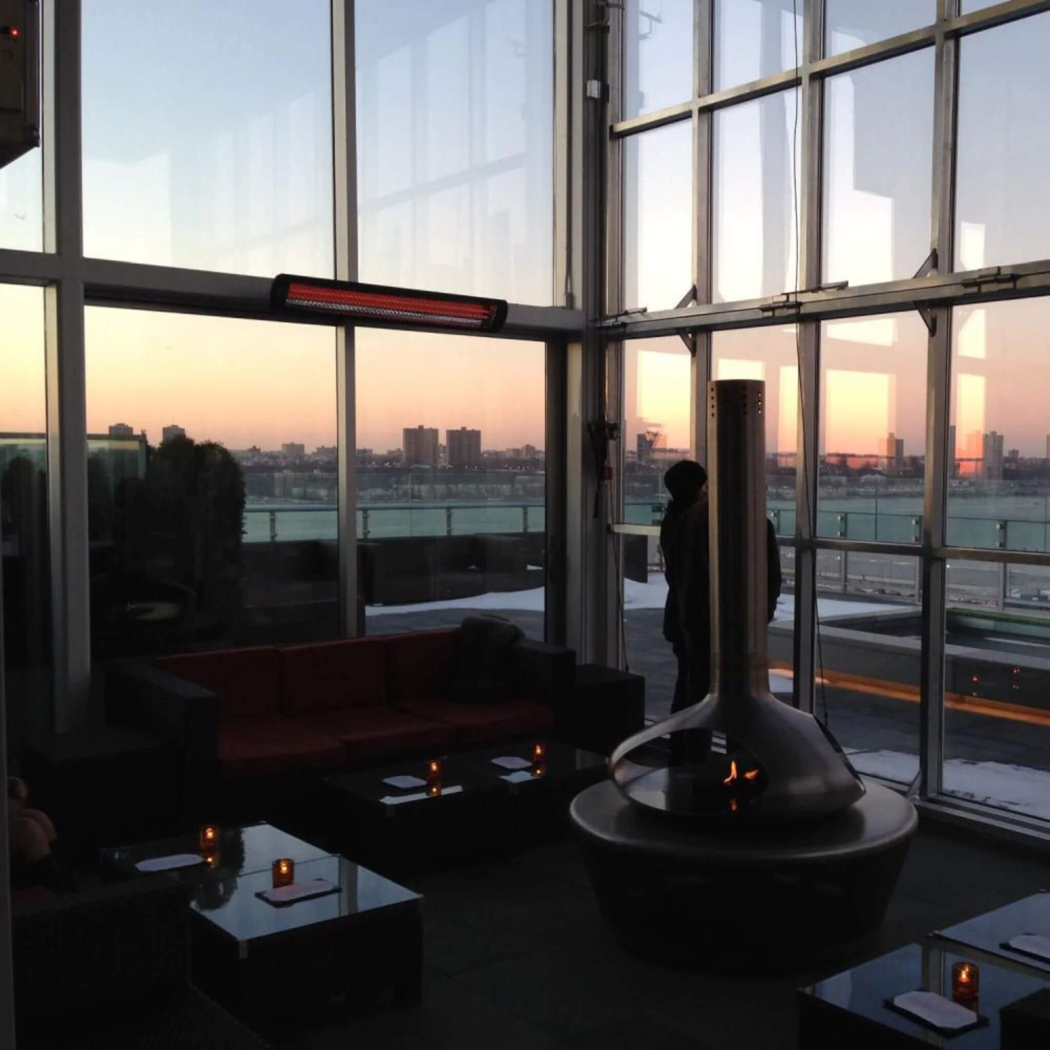 Bromic Heating Tungsten Smart-Heat™ 44-Inch 2000W Single Element 240V Electric Infrared Patio Heater [BH0420030] (SAK48513)