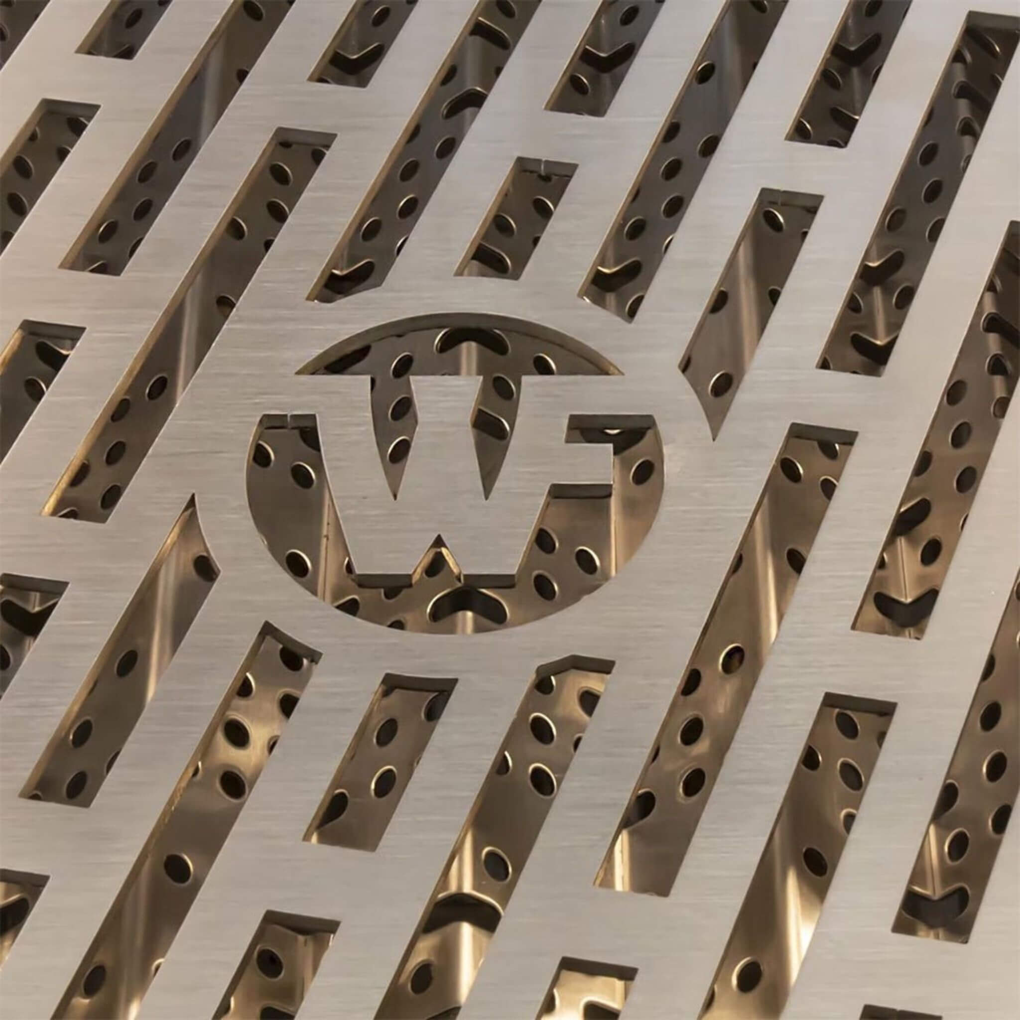 Wildfire Outdoor Living Ranch Pro 42-Inch 304 Stainless Steel Grill [WFPRO42G-BSS/SS] (SAK50263)